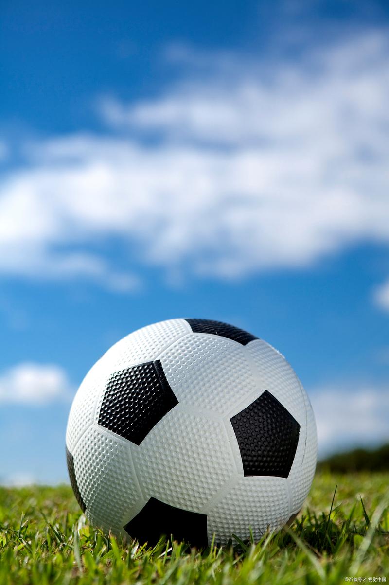 UAE warns travelers of rising datatheft risks at public chargers